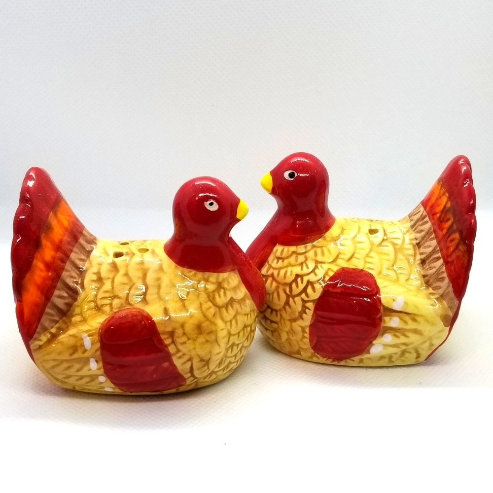 Salt and pepper shakers